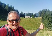 Rif. Alpe Cantedoldo (1500 m) dal Ponte dellā€™acqua via Gambetta